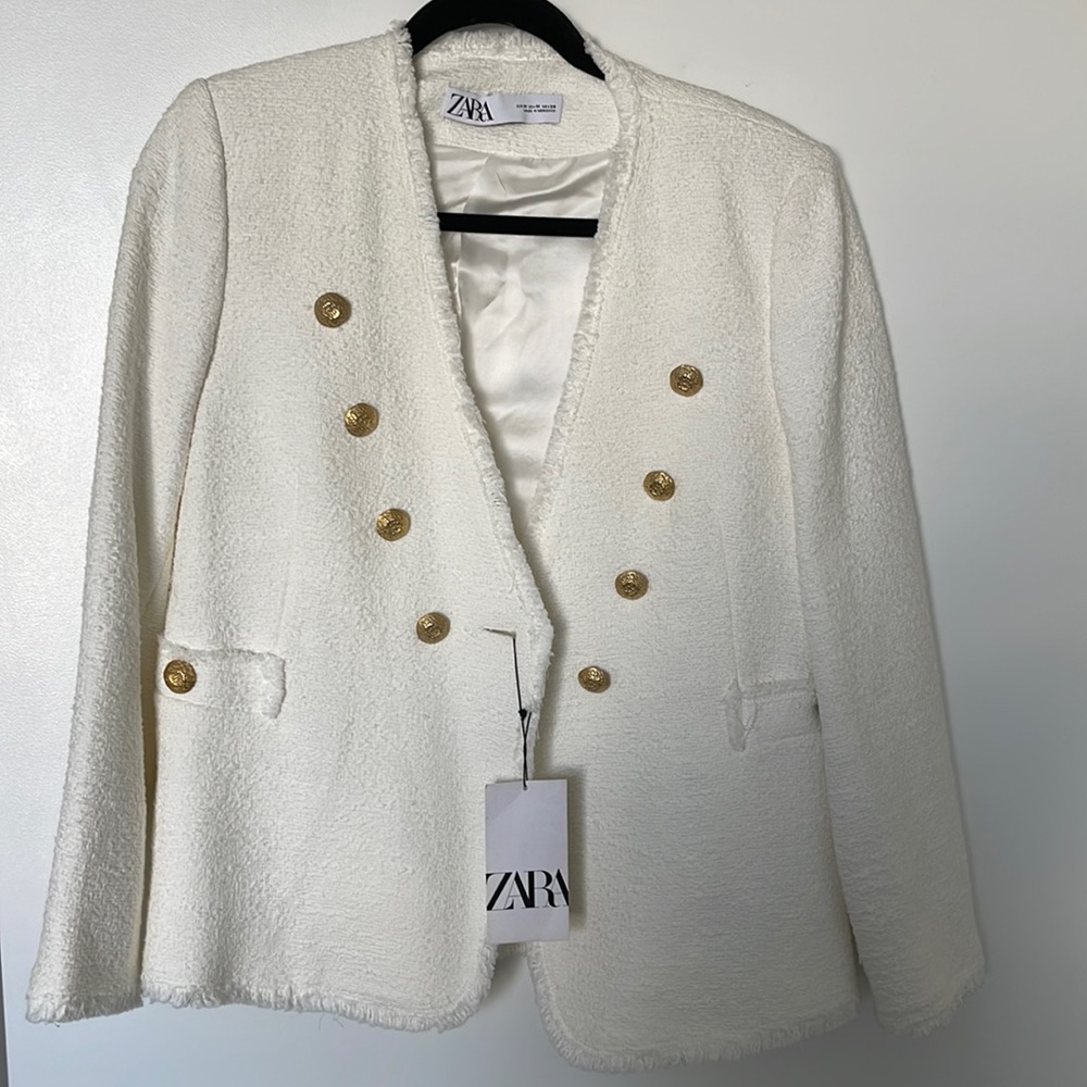 NWT ZARA WHITE TWEED BLAZER W/GOLD BUTTONS